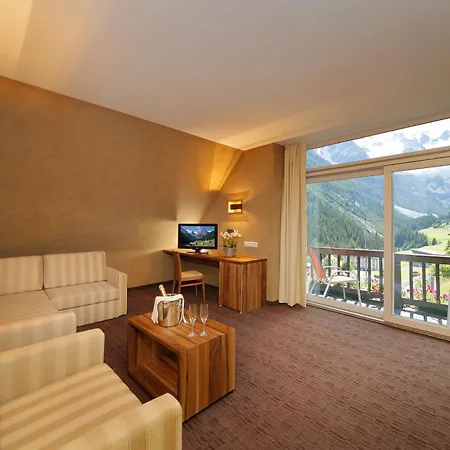 Madatsch Hotel
