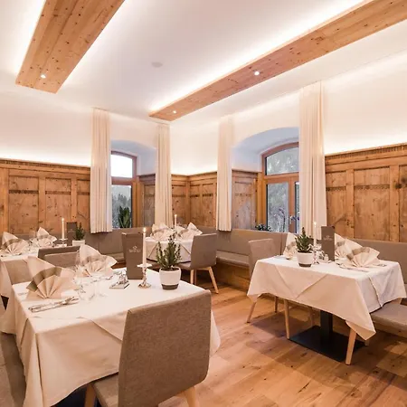 Madatsch Hotel